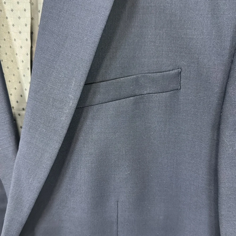 Express wrinkle‎ resistant classic jacket in blue